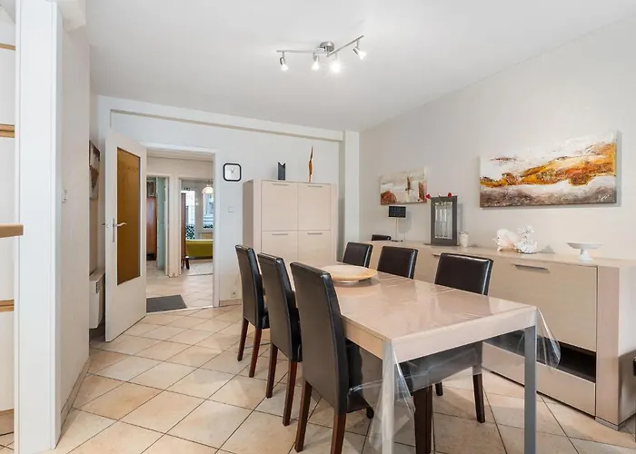 公寓 Seafront Close To The Casino 布兰肯贝赫