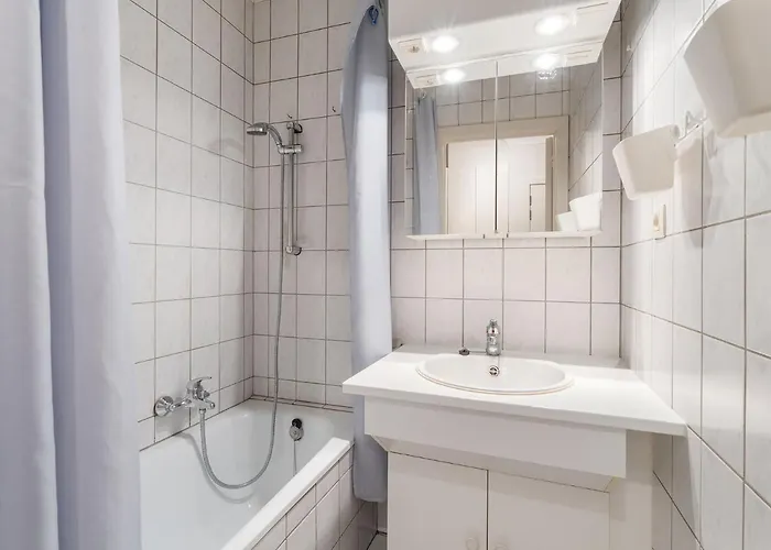 Seafront Close To The Casino 布兰肯贝赫