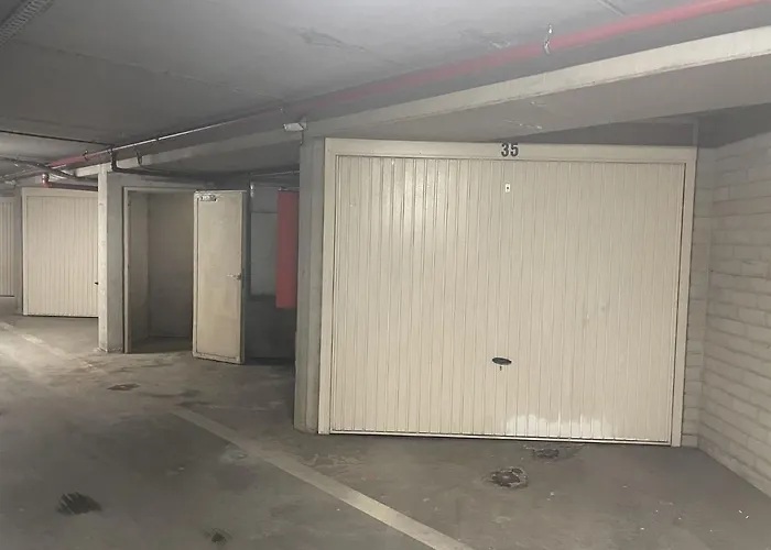 Seafront Close To The Casino 布兰肯贝赫